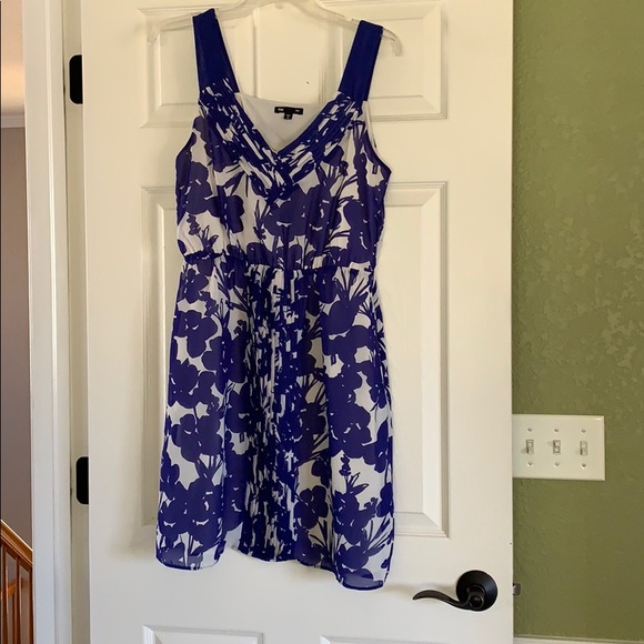 GAP Factory Dresses & Skirts - Women’s GAP Blue/White Sheer Dress, Size M